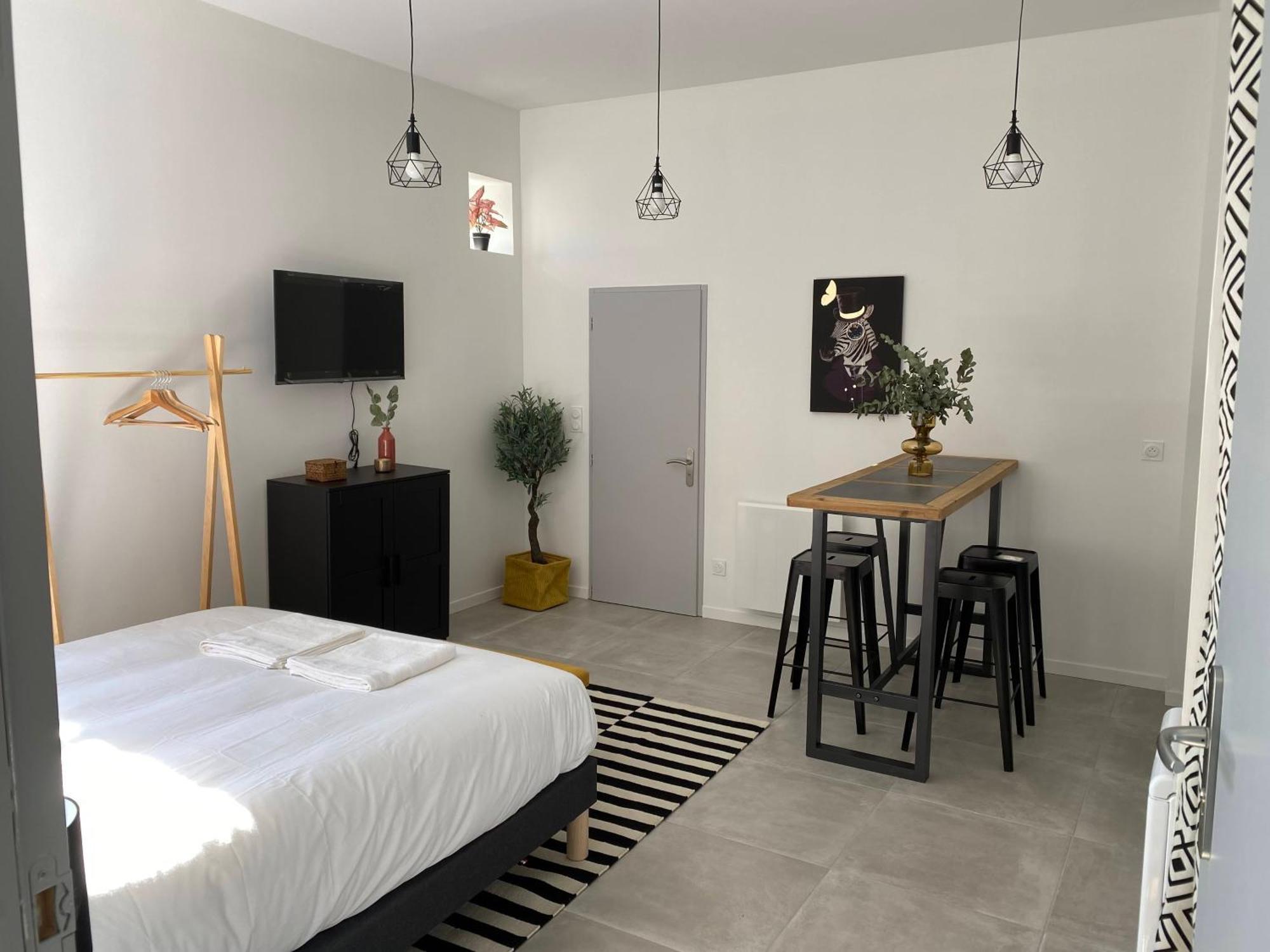Le Jules Appart'Hotel Romans-sur-Isère Zewnętrze zdjęcie