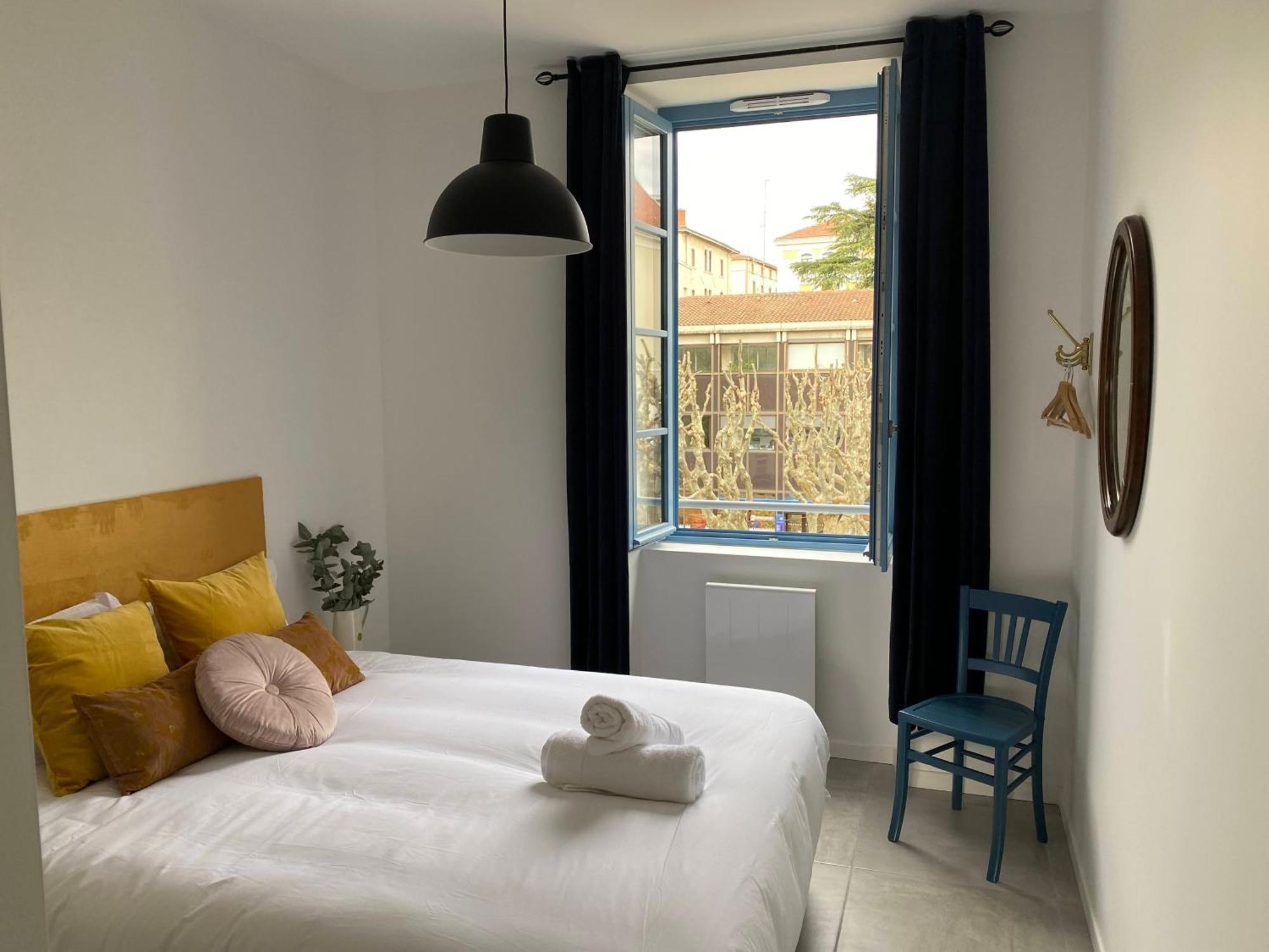 Le Jules Appart'Hotel Romans-sur-Isère Zewnętrze zdjęcie